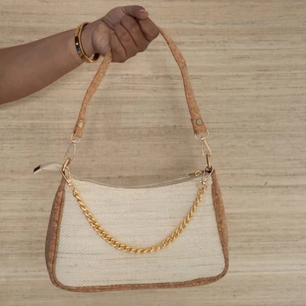 Detail přírodní korek a banánové vlákno psaníčko Boho Clutch – Česká republika