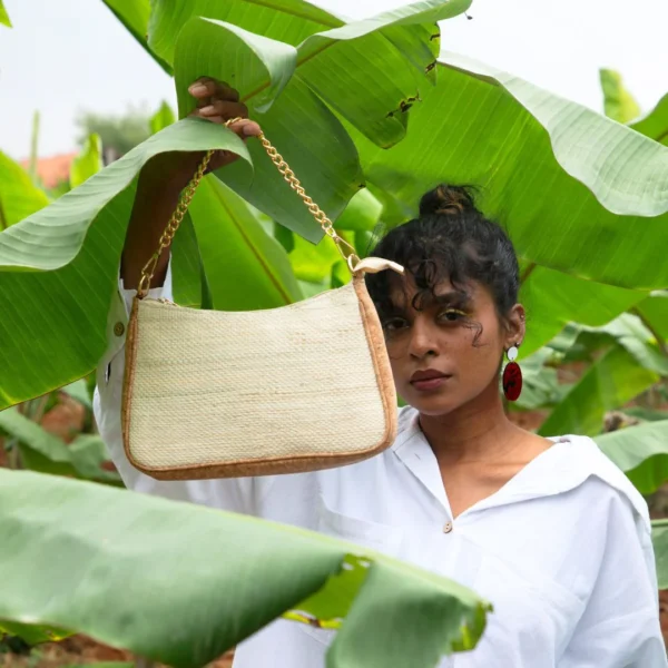 Přírodní korek a banánové vlákno psaníčko Boho Clutch – SewMuse.cz Česko